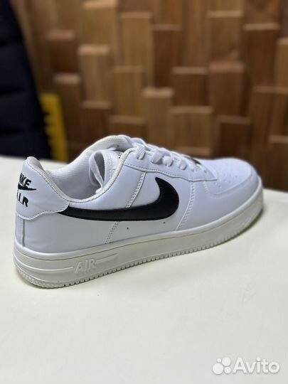 Кроссовки Nike Air Force 1