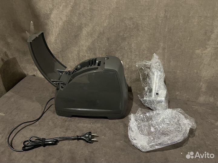 Электромясорубка Moulinex HV8 ME622832