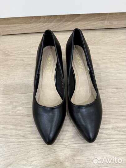 Туфли женские 38 размер новые