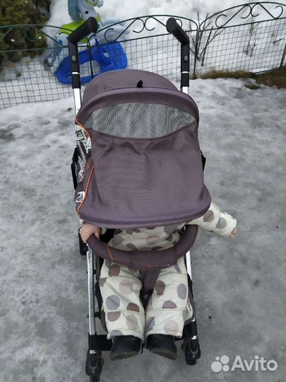 Прогулочная коляска