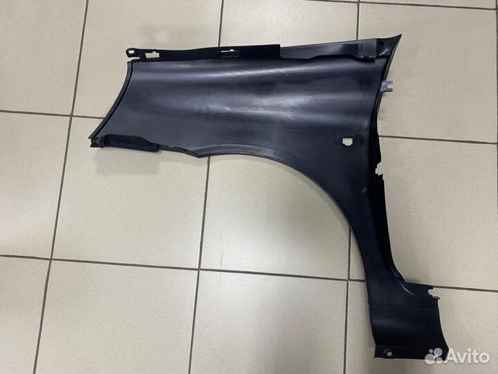 Крыло переднее левое.правое для Renault Clio 2