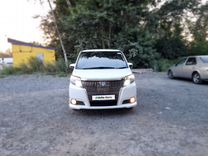 Toyota Esquire 1.8 CVT, 2015, 119 000 км, с пробегом, цена 2 150 000 руб.