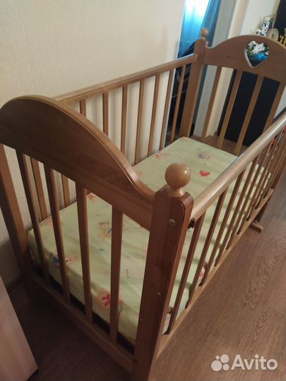 Кровать детская с поперечным маятником