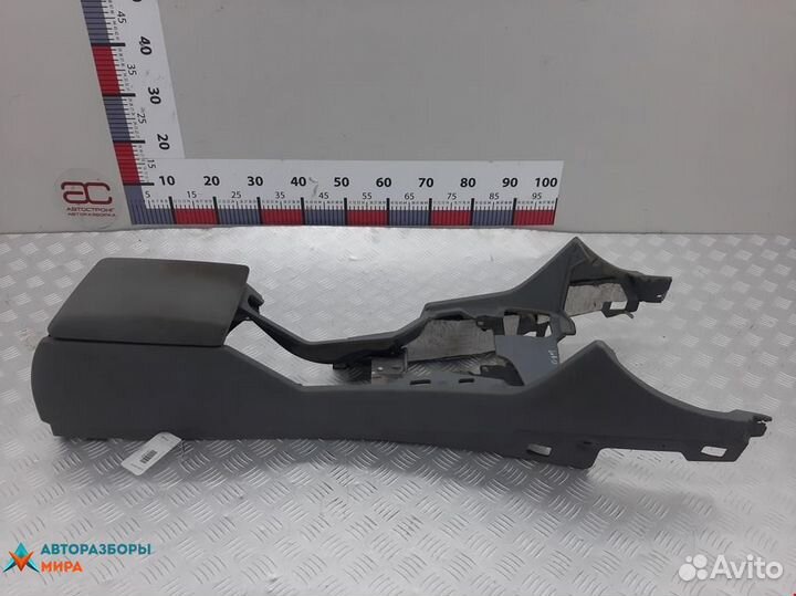 Подлокотник BMW 5 E39 1998 51167140657