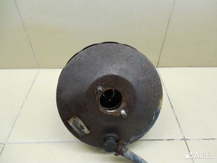 Усилитель тормозов вакуумный R19 1992-1996