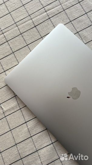 Apple MacBook Pro 16 2019 i7, 16GB, 512GB