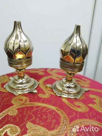 Подсвечники парные.(лотос) винтаж. бронза