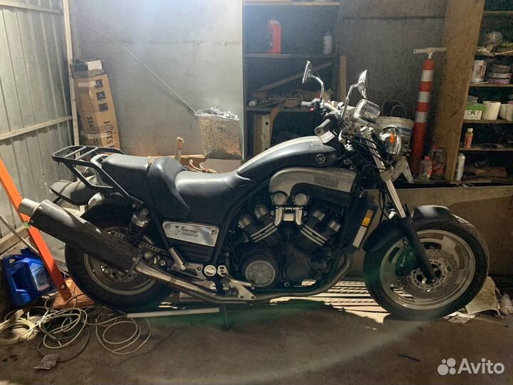 Yamaha V-MAX 1200