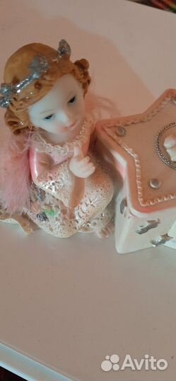 Статуэтка ангел