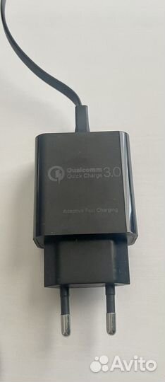 Беспроводная зарядка Lyamba