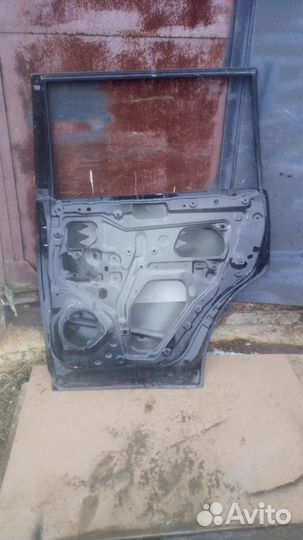Дверь задняя правая Nissan Patrol Y62