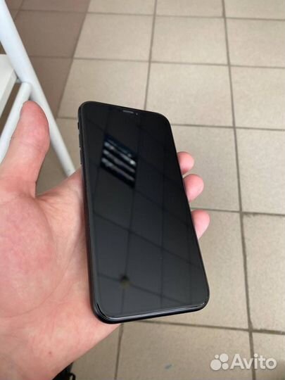 iPhone Xr, 128 ГБ