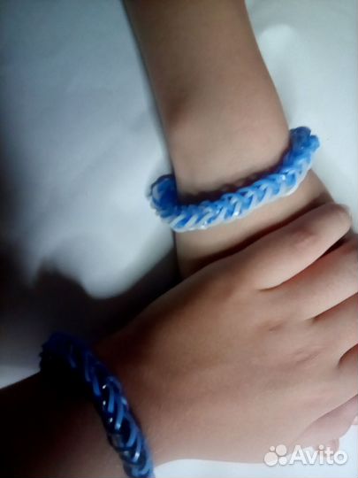 Браслеты из резинок. Ручной работы