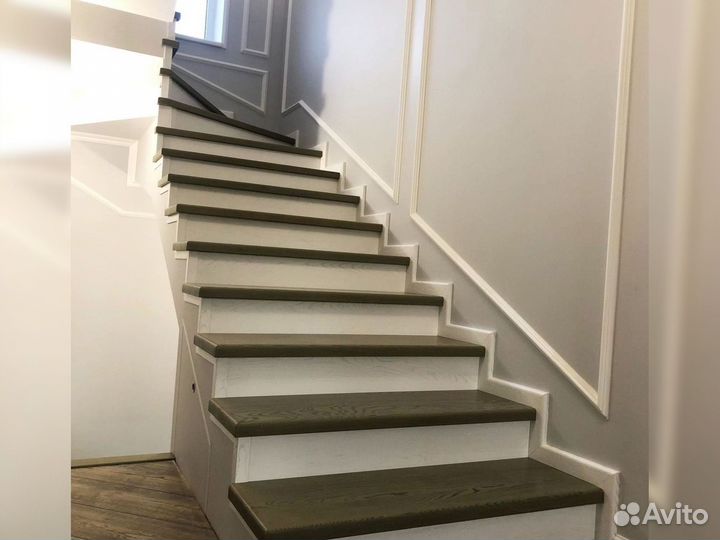 Ступени для лестниц и другие комплектующие О
