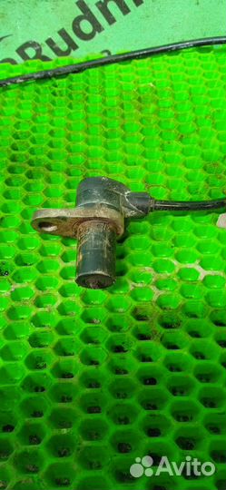 Датчик ABS Nissan Cube