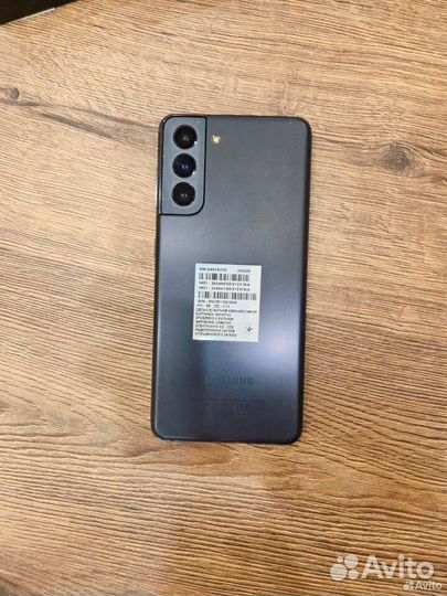 Samsung Galaxy S21, 8/256 ГБ