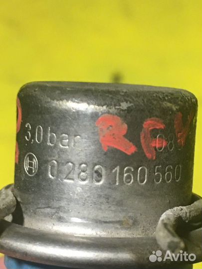 Регулятор давления топлива Пежо Peugeot 406