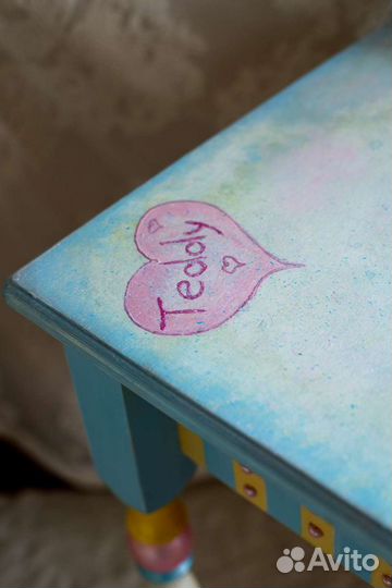 Консольный детский столик