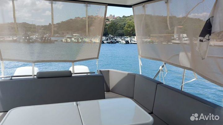 Катер Beneteau Antares 11 с Suzuki 2хDF300btxx