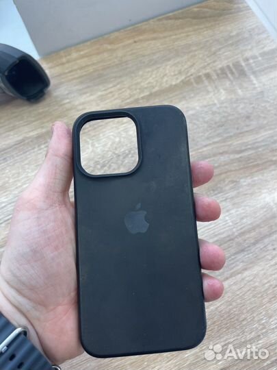 Продам чехол на iPhone 13 Pro