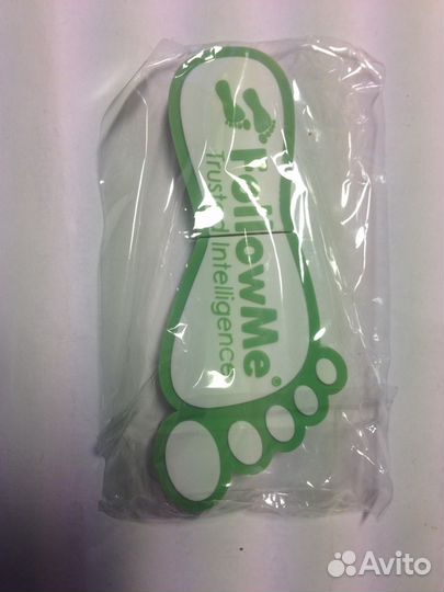 Флешка Арктика 8gb и Prestigio 8 gb в коже и други