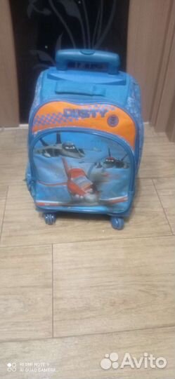 Туристический чемодан