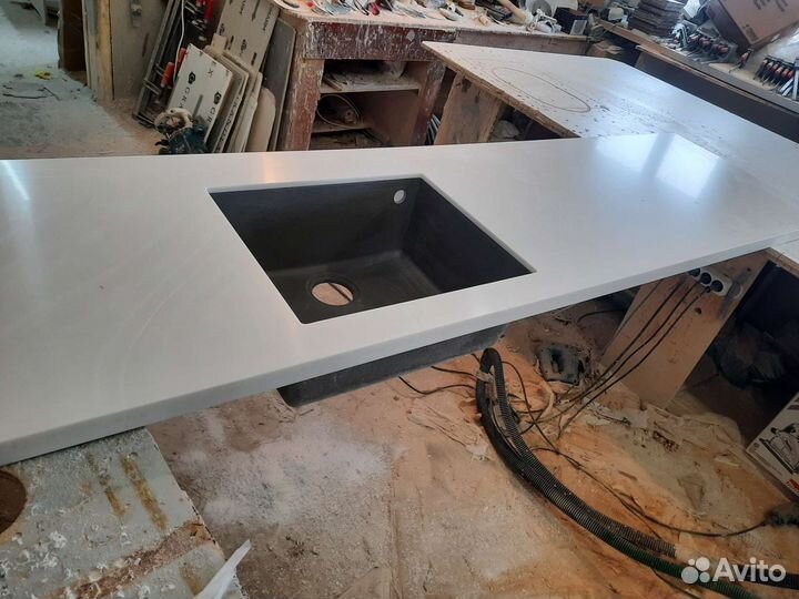 Столешница из искусственного камня