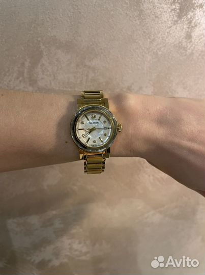 Часы Swarovski