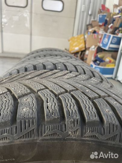 Michelin X-Ice North 4 245/45 R18