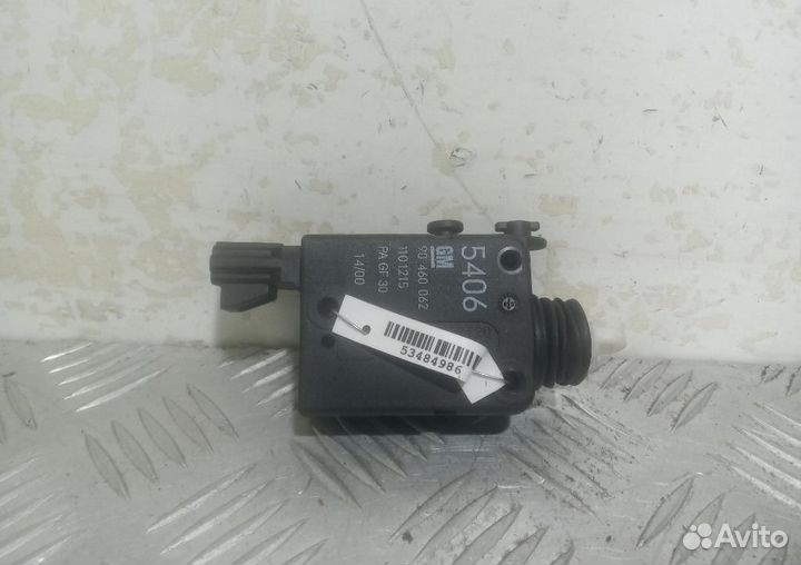 Активатор замка багажника Opel Zafira A