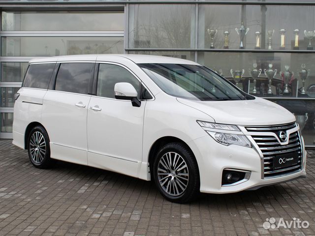 Nissan elgrand 2019