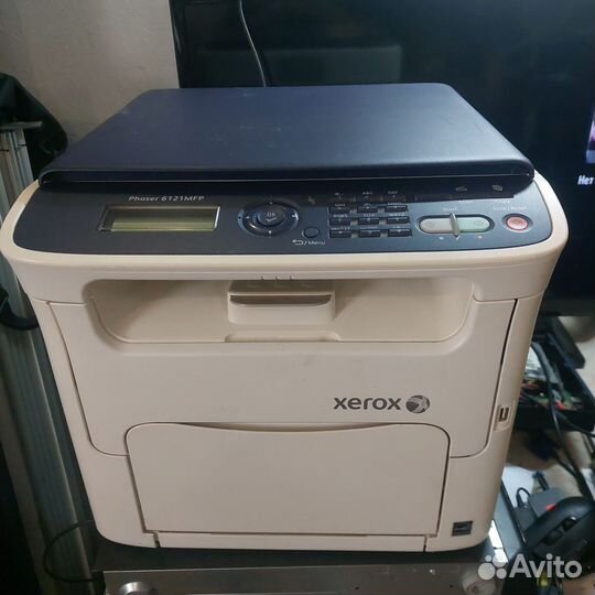 Мфу лазерный цветной xerox 6121mfp