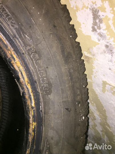 Bridgestone Ice Cruiser 7000S 205/65 R15 94T