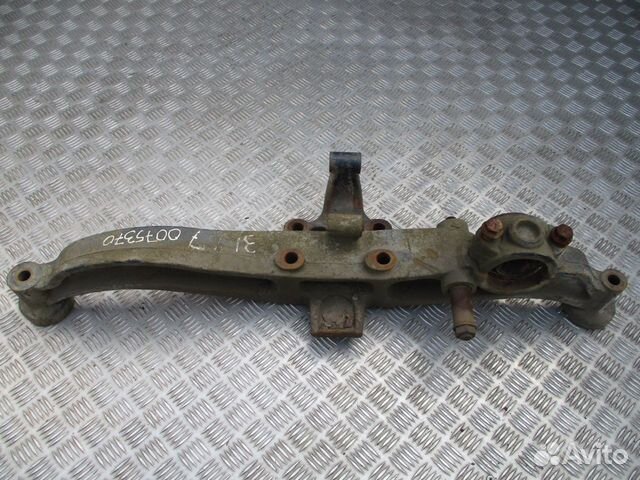 Кронштейн пневморессоры левый MAN 81436300187