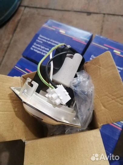 Светильник потолочный встраиваемый