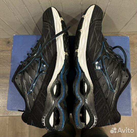 Кроссовки mizuno wave creation 20