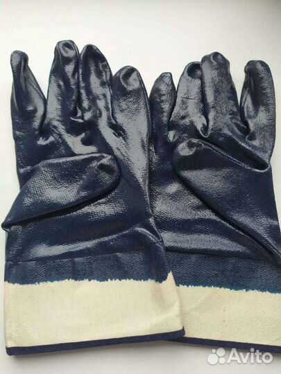 Перчатки нитриловые