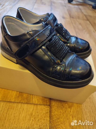 Ботинки для девочки 34 р-р