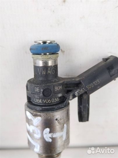 Форсунка инжекторная электрическая ауди A5 Sportb