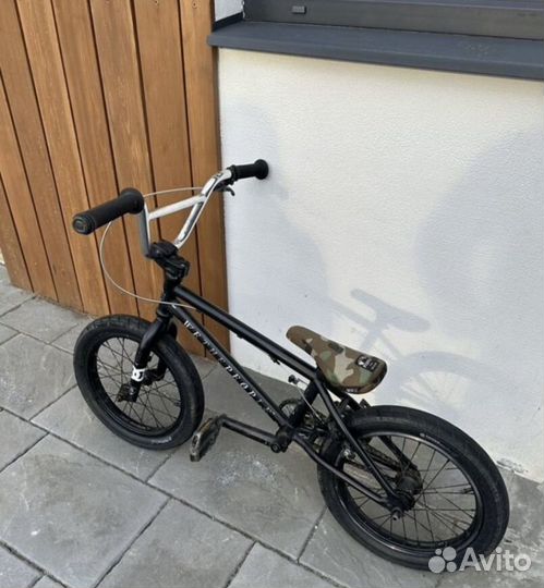 Трюковой велосипед BMX R16