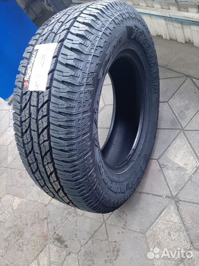 Yokohama Geolandar A/T G015 245/70 R16