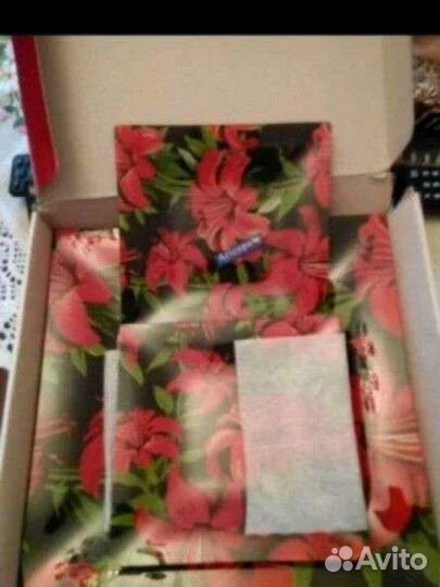 Набор посуды/блюдо и 6 тарелок/ Иран