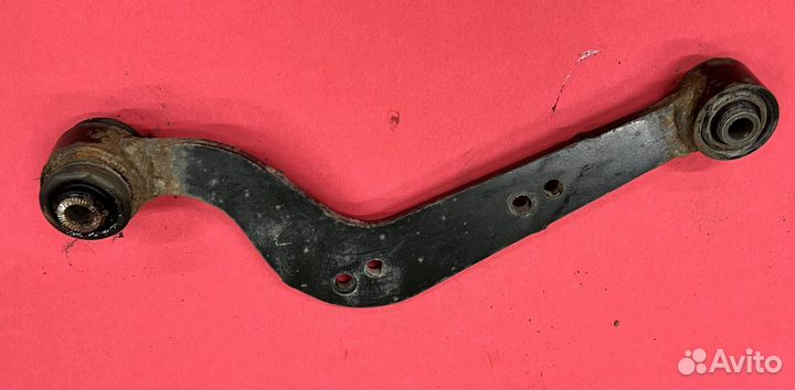 Левый верхний рычаг задний поперечный Lexus NX