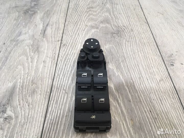 Блок управления стеклоподъемниками Bmw E90 N52B30