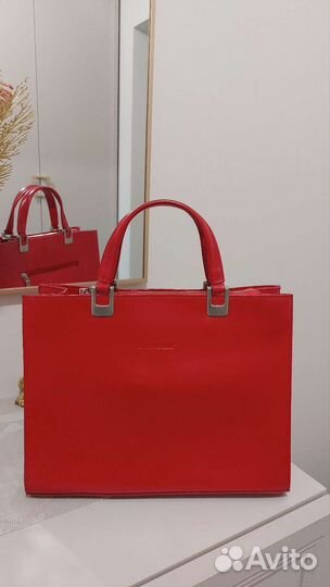 Сумка женская натуральная кожа фирменная