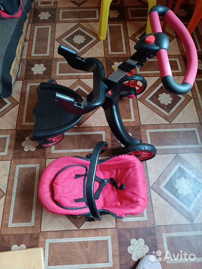 Детская кукольныя коляска