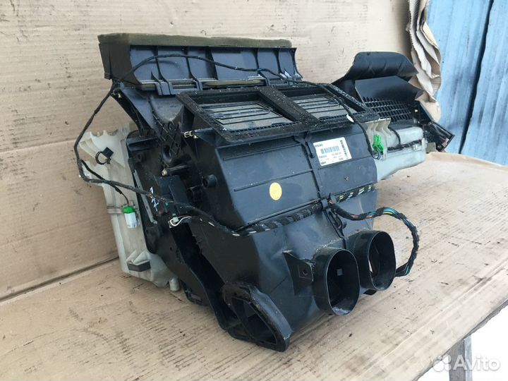 Корпус отопителя печка Вольво XC90