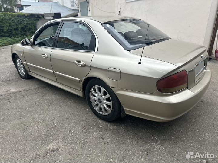 Hyundai Sonata 2.0 МТ, 2005, 265 000 км