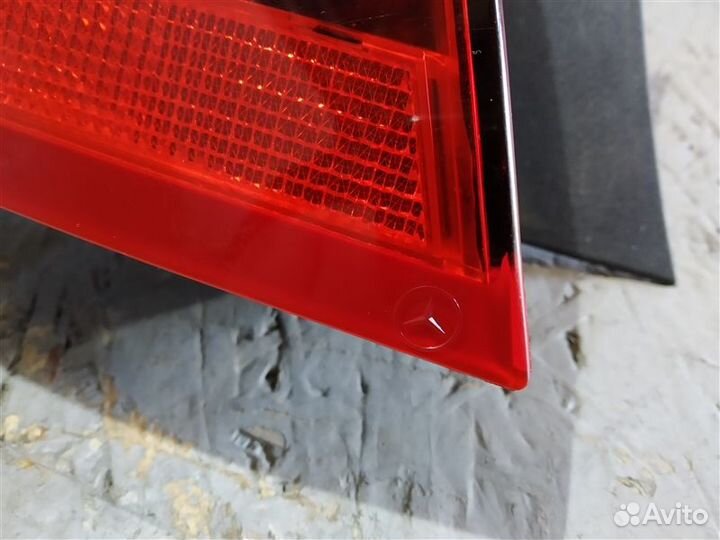 Фонарь задний левый Mercedes E-Class W212