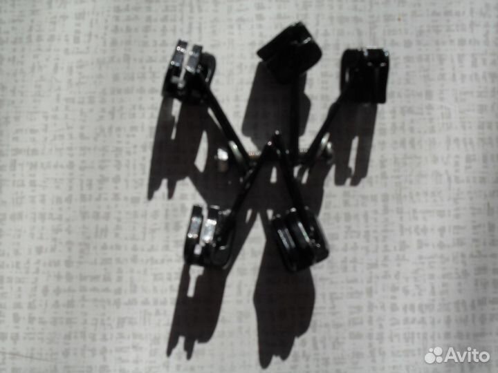 Продаю бегунки N5 на тракторную молнию